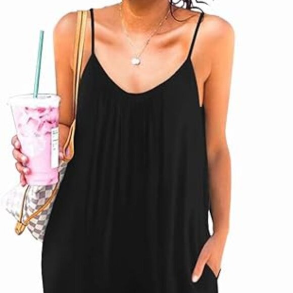 Chic Black Jumpsuit with Sleek Design - Picture 1 of 7